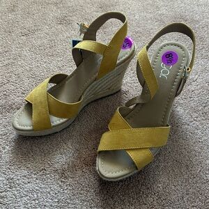 Yellow Wedges
